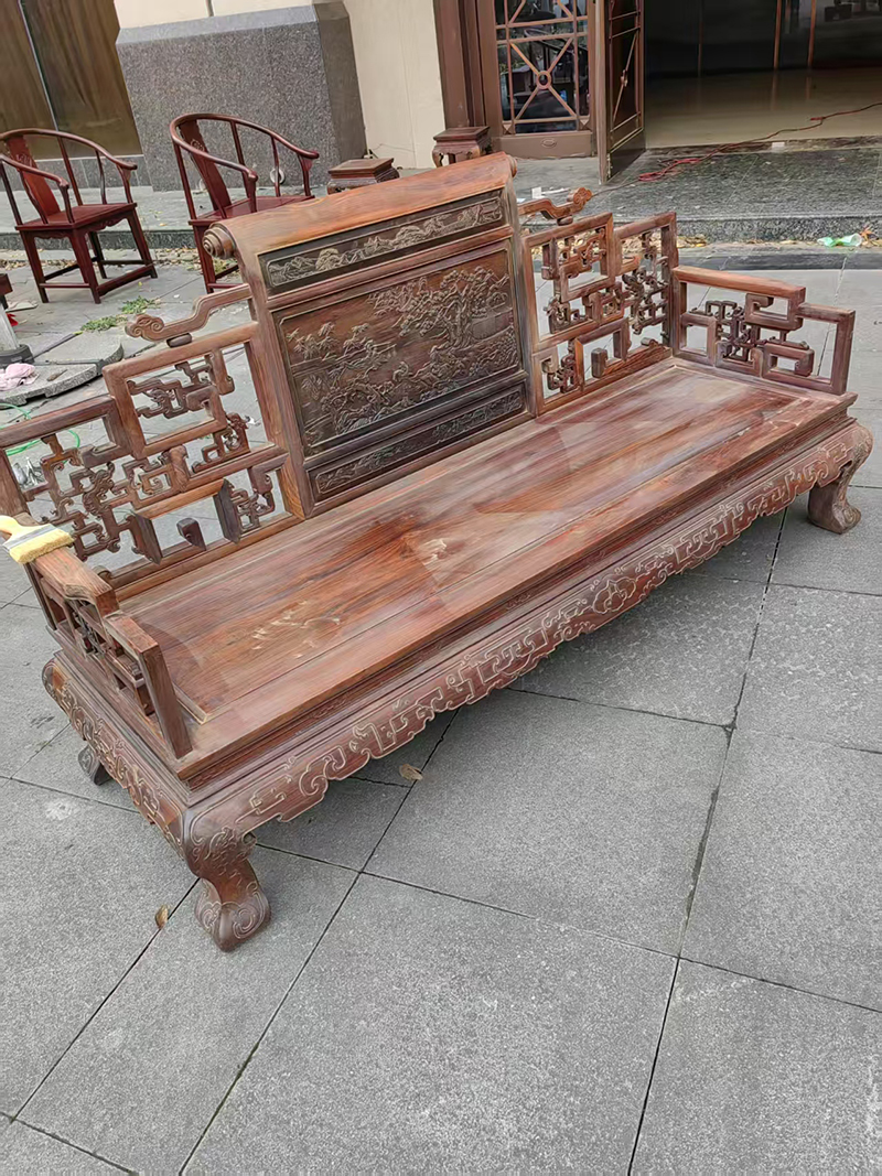 实木沙发保养用什么蜡最好(图1)