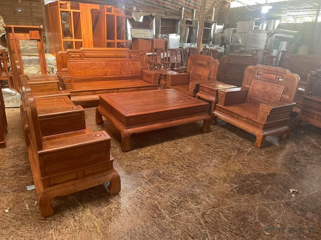 烫蜡红木家具日常基础防护保养：减少蜡层与木材损伤(图2)