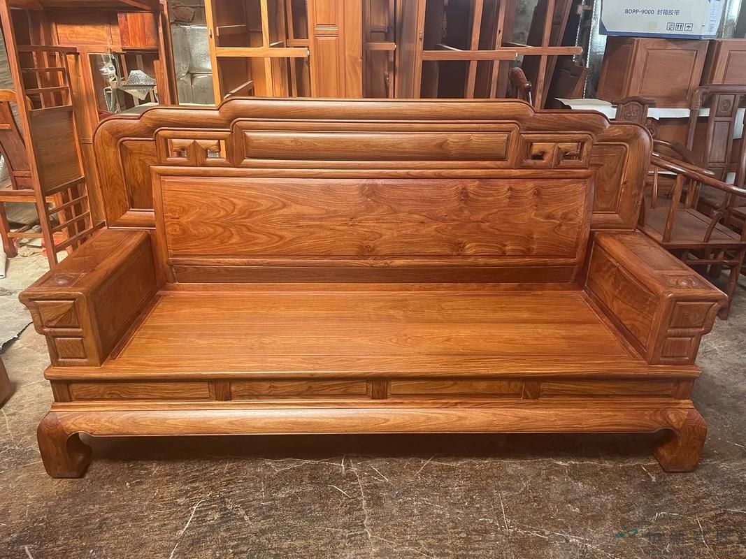 烫蜡红木家具保养定期补蜡：修复磨损蜡层，延长家具寿命(图2)