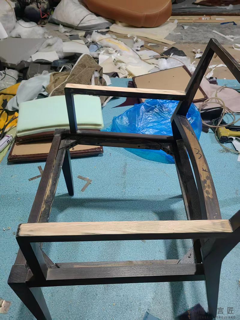 老实木座椅翻新上油漆案例展示(图1)
