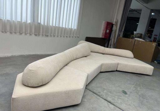 "少沾水、常除尘、慎清洁"——蛋白绒沙发日常基础保养及污渍应急处理(图1)