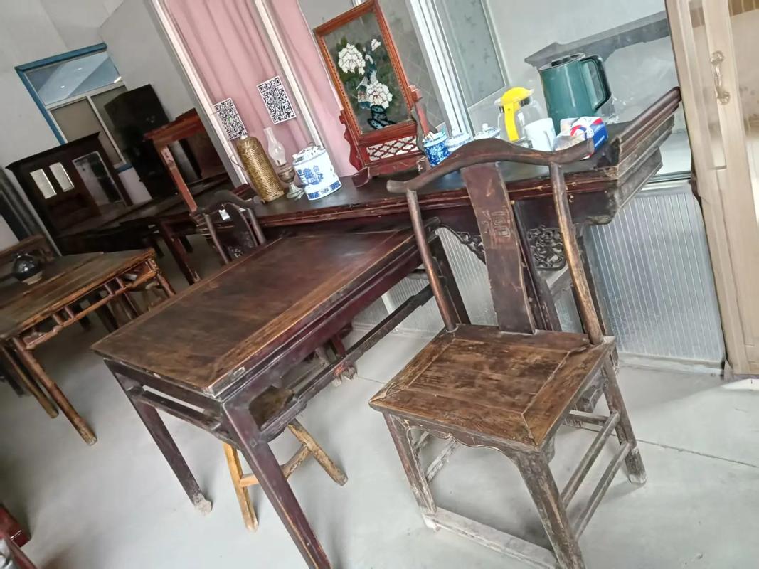 防干防湿、防刮防烫——老榆木餐桌日常防护和定期养护，能有效避免开裂变形(图2)