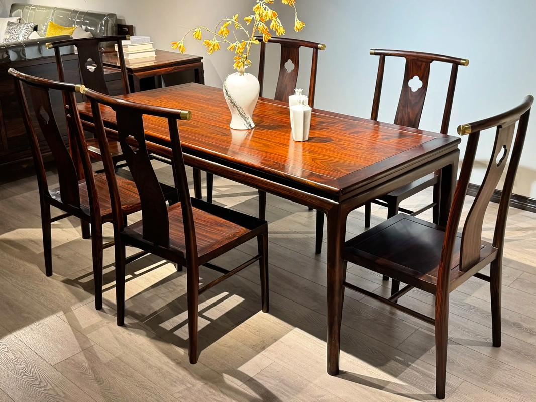 阔叶黄檀餐桌柜养护：4 大核心要点+避坑指南(图2)