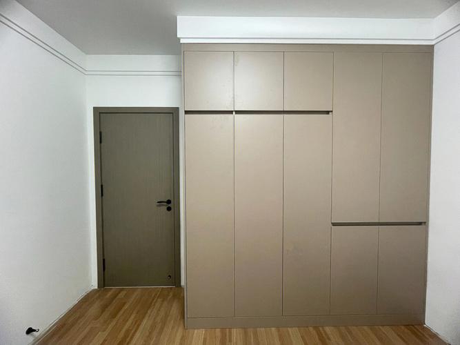 南方湿冷冬季：衣柜发霉、地板打滑？3 个低成本防潮技巧，比除湿机更省心(图1)