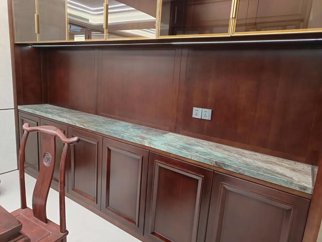 省钱攻略：家具刮花不用扔，专业贴膜维修，接住家居消费降级红利(图2)