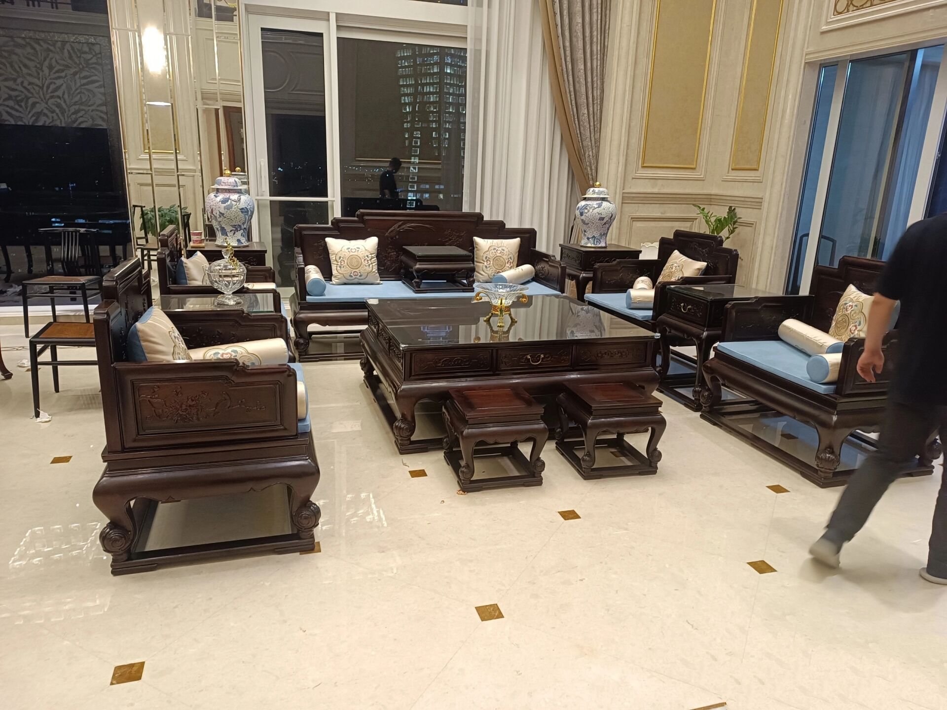 旧物改造风正劲，家具维修美容让旧家具焕发"二次生命"(图3)