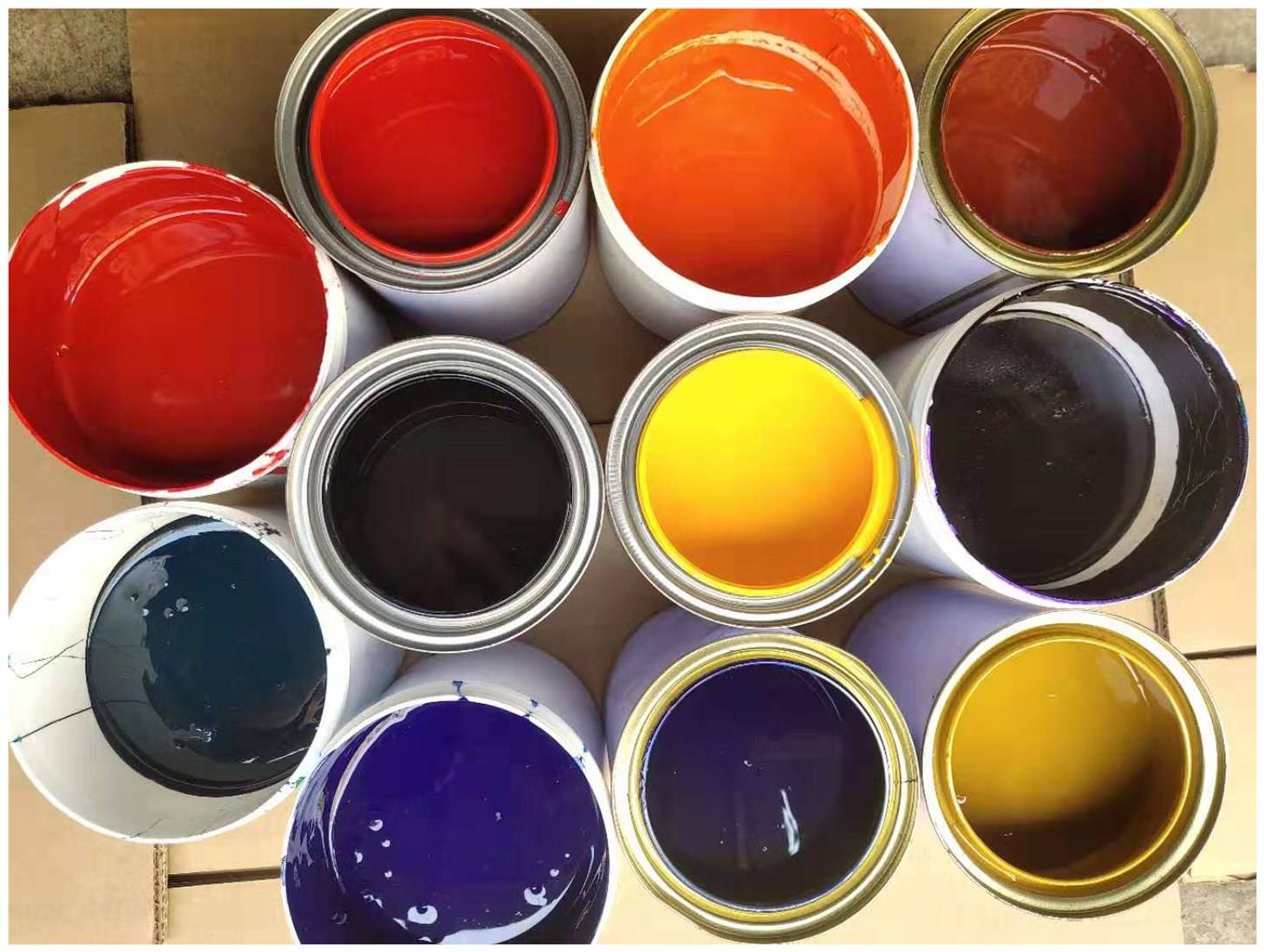 生产运输易磕碰 家具补漆成行业“潜规则”？(图1)