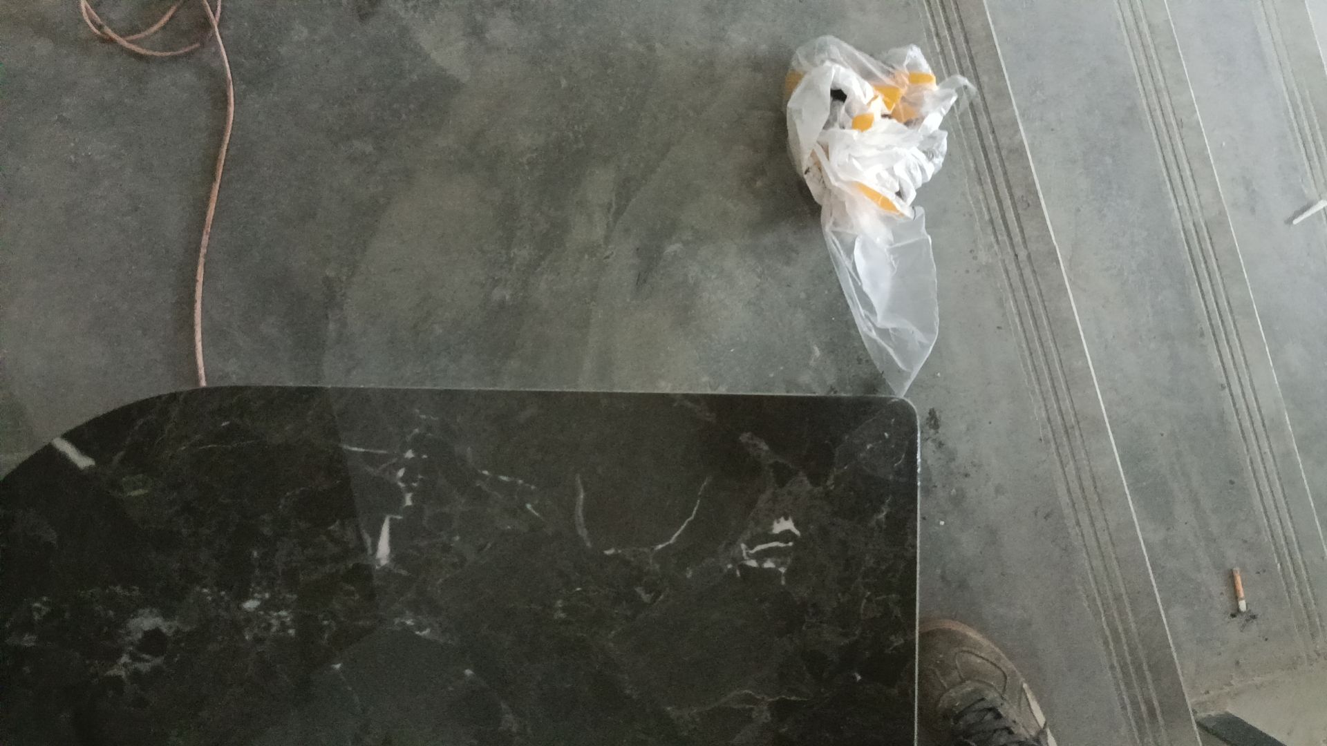 大理石/岩板家具维修技术，断裂、磕碰无痕修复(图1)