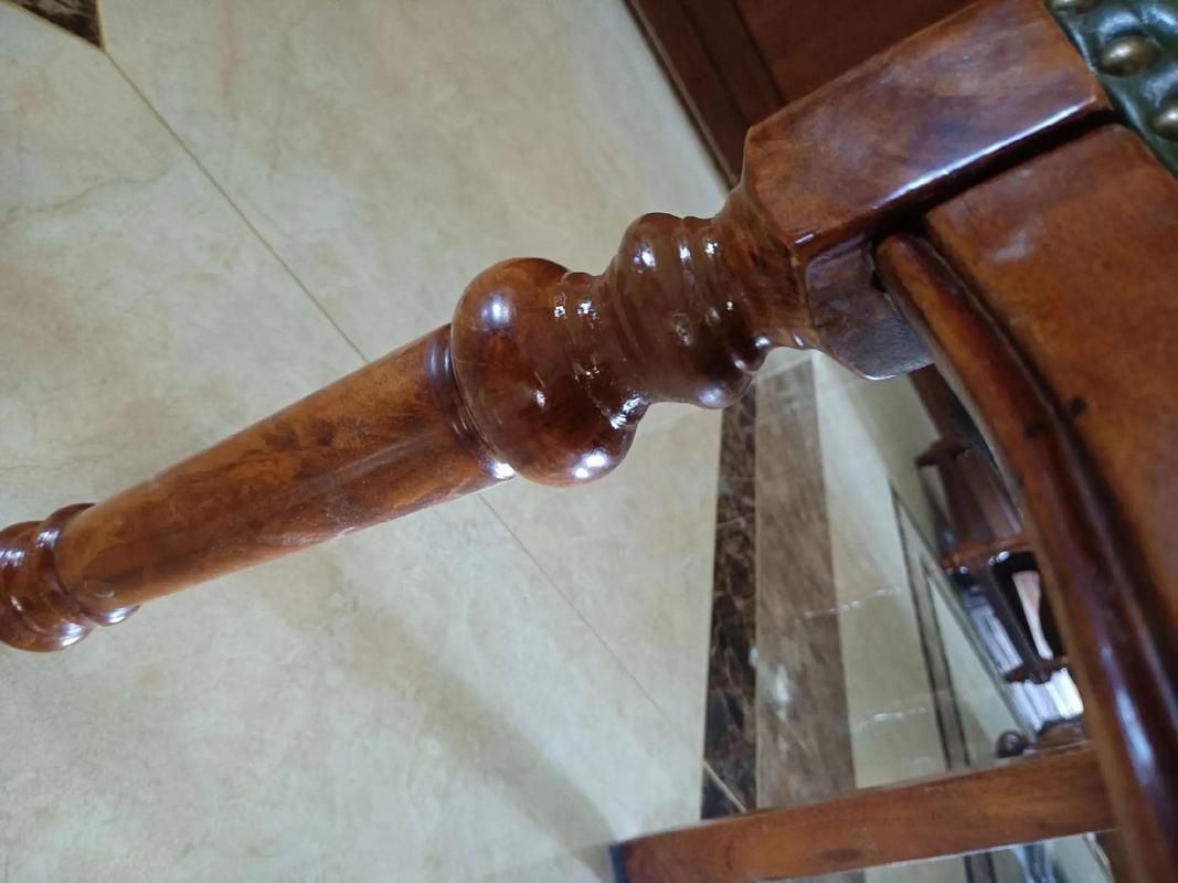 实木椅腿断了?用白乳胶+蝴蝶榫,在家无痕修复超简单(图1)