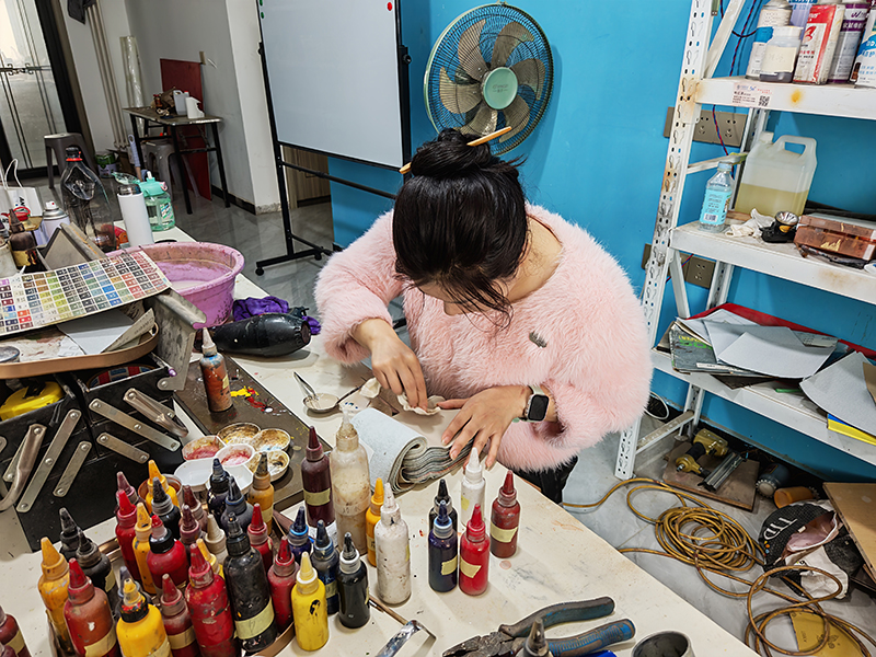 抢占行业风口！恒新宫匠家具美容培训，赋能创业，解锁人生新可能(图2)